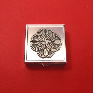 Celtic Knot design Square Mint Pill Box, Small Trinket Box, Pill Case for Medicine Vitamins, Mother's Day Anniversary Gift