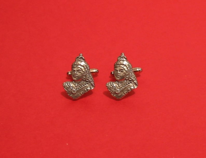 Victorian Wedding Christmas Gift British Royal History Gift Queen Victoria Design Pewter Cufflinks Gift Boxed
