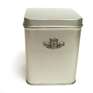 Claddagh Design Delightful Tin Tea Caddy With Pewter Motif Christmas Valentine Gift