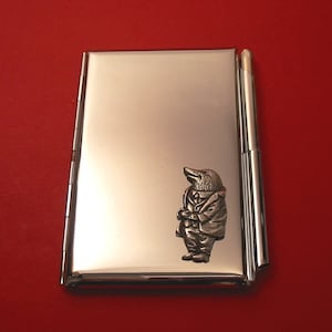 Mole Diseño Chrome Notebook & Pen Card Holder - Pocket Notepad Note Book - Wind in the Willows Gift - Fathers Day Christmas Gift