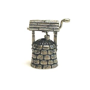 Wishing Well Thimble - Pewter Moving Collectible Thimble - Thimble Collector Gift - Make a Wish - Christmas Gift