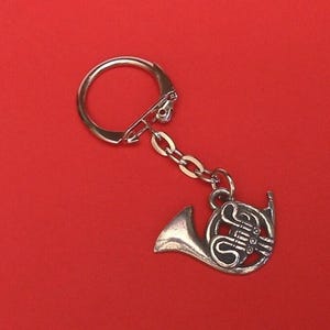 French Horn Pewter Keyring - French Horn Gift - Music Keychain - Musician Gift - Teacher Music Gift - Brass Teacher Gift - Fathers Day Gift