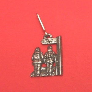 Walkers with Public Footpath Sign design Zipper Pull - Rambler Gift - Hiking Walking Gift - Mothers Day Gift - Walker Gift - Gift for Dad