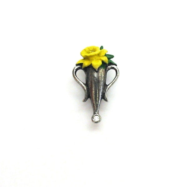 Boutonniere Brooch with Daffodil Flower - Hand Painted Pewter Brooch - Welsh Mum Dad Gift - Gift for Wife or Husband - Welsh Christmas Gift