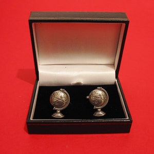Boutons de manchette en étain design globe terrestre dans une boîte cadeau, cadeau voyage dans le monde, partenaire mari, cadeau d'anniversaire de mariage, Noël
