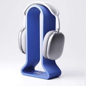 Modern 3D Printed PLA Headphone Stand with Tray – Gaming Desk Headset Holder & Minimalist Organizer for Over-Ear Headphones