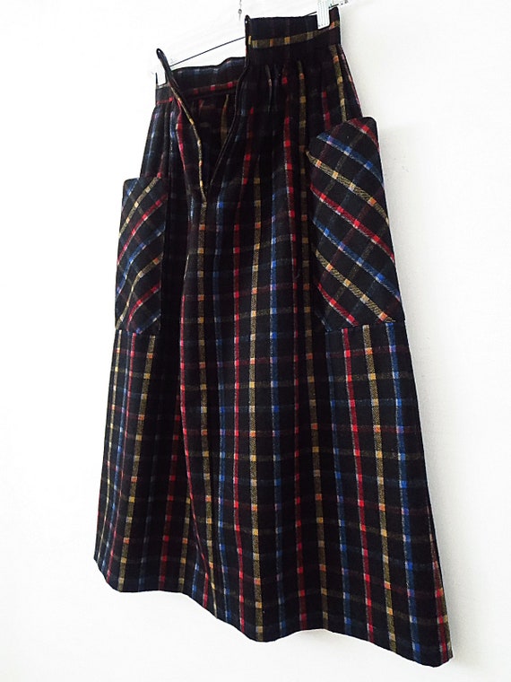 70's Vintage Plaid Skirt - Midi Skirt with Pocket… - image 4