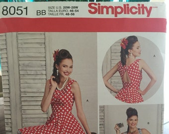 Simplicity 8051 Retro Dress pattern in  Sizes  10-18 and 20-28W