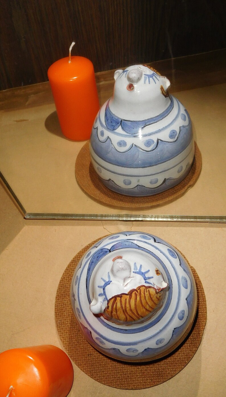 Vintage Cover/Candle Holders/Ceramic/Primitive image 0