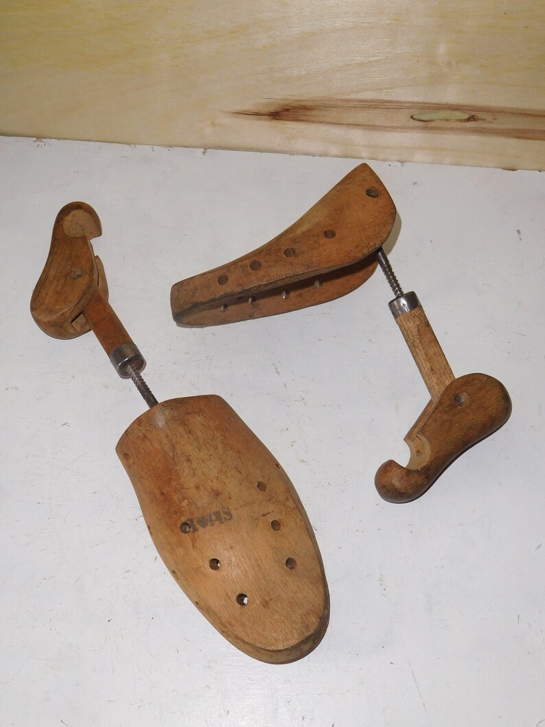 1 Pair Wooden Shoe Forms Holes Wall Etsy