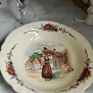 Plato cuenco vintage Sarreguemines Obernai, loza francesa Sarreguemines, plato Obernai Alsacia de 32 cm, plato decorativo de pared, estilo campestre francés.