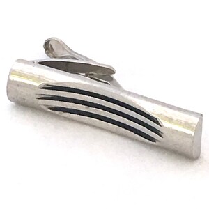MCM Silver Tone Etched Tie Bar, Cylinder Tie Clasp, Geometric Modern Tie Clasp, Minimalist Men&#39;s Accessory, Black Tie, Steampunk Jewelry