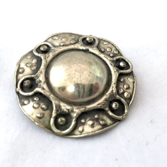 Round Silver Clip On Earrings, Modernist Style Ea… - image 3