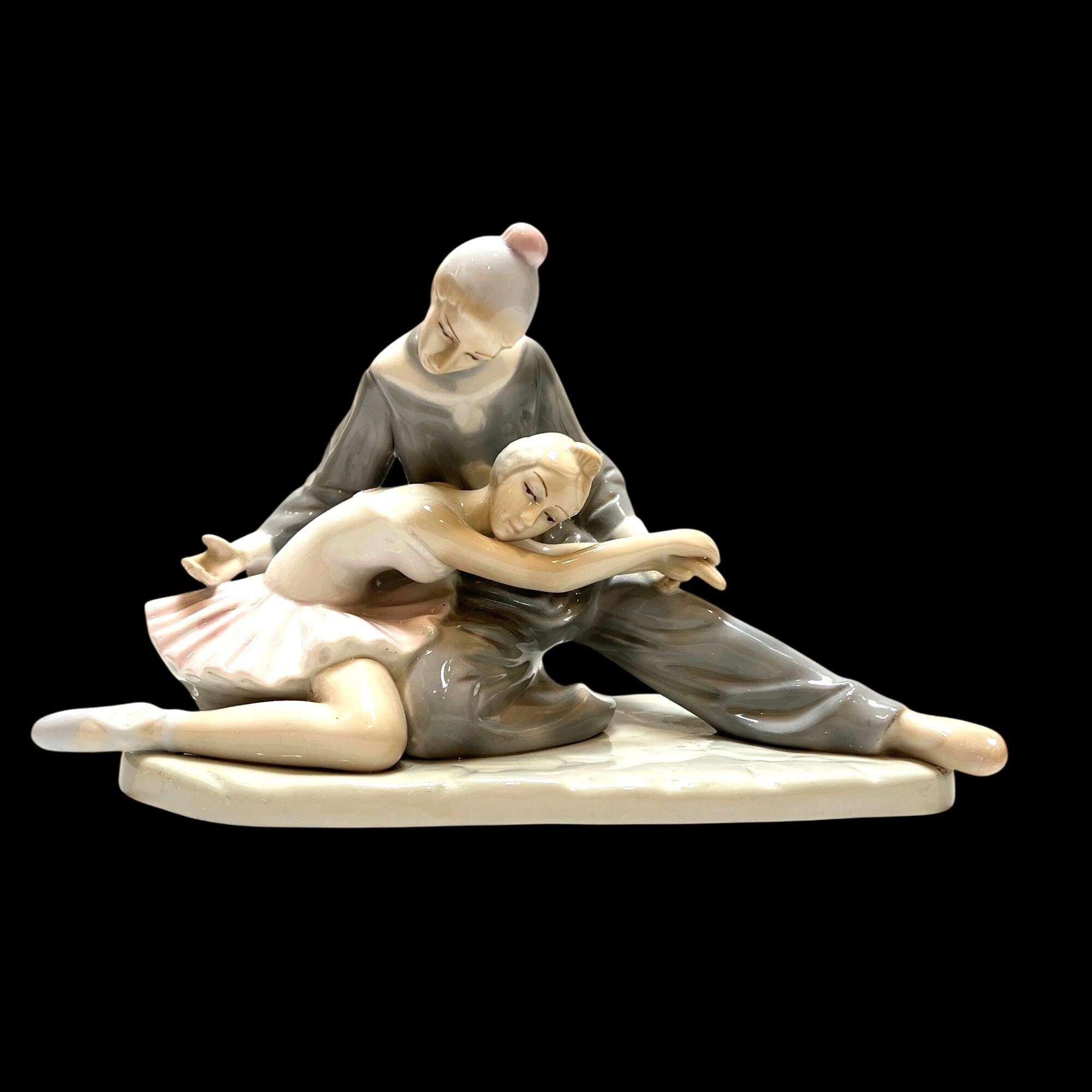 Dancing Couple Porcelain Figurine - Etsy