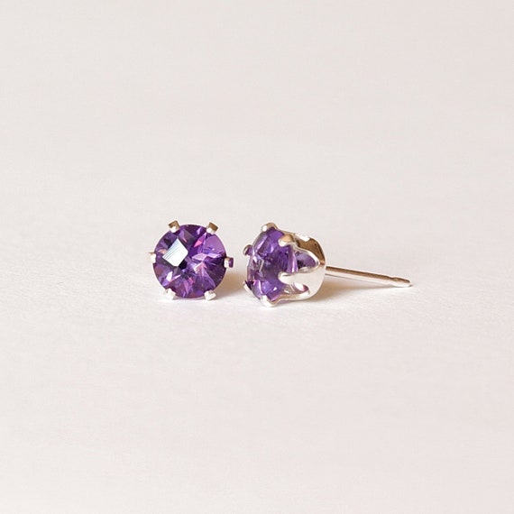 Small amethyst stud earrings sale