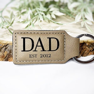 Cadeau pour papa Cadeau fête des pères Porte-clés en cuir végétalien pour papa Porte-clés Cadeau enfant Porte-clés personnalisé Note manuscrite pour papa