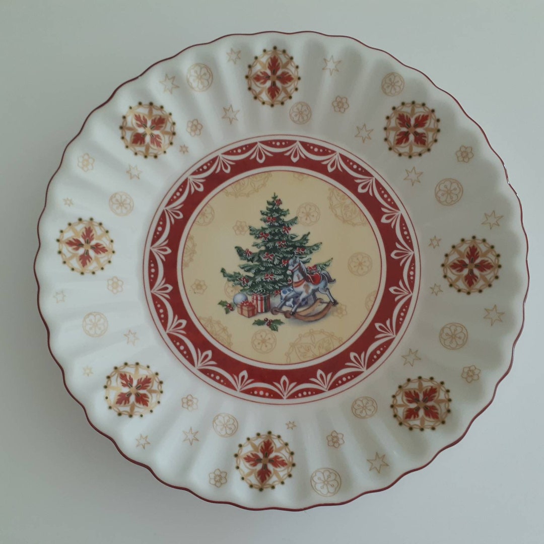 Villeroy & Boch Toy's Fantasy 10 Bowl Rocking Horse Christmas Tree Mint