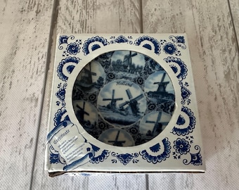 Mini Holland Commemorative Hanging Plate with Original Box~ Windmills Blue/White