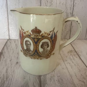 Rare Commemorative Creamer 1939 Royal Visit to Canada~ King George VI Queen Elizabeth~ Excellent Condition~ British History FREE SHIPPING