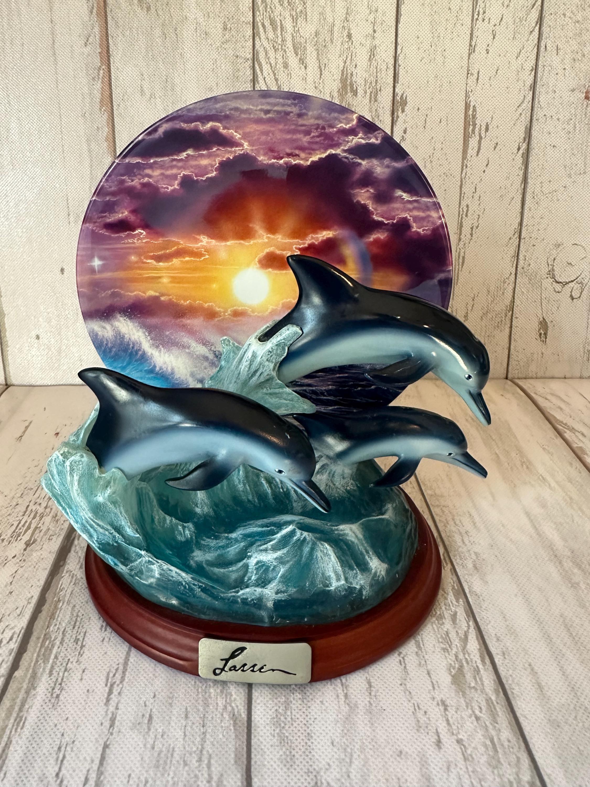 Lassen Beautiful Collectible Dolphin Plate 
