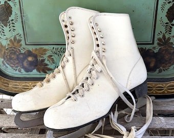 Vintage White Ice Skates - Adult Women's Vintage Ice Skates - Christmas Decor