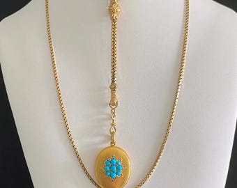 Original antique long guard with hand clasp.