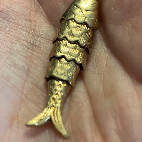 Caught one! Fantastic large vintage articulated 10kt gold fish