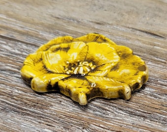 Poppy Pendant