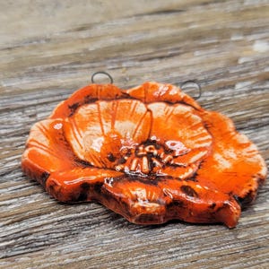 Poppy Pendant