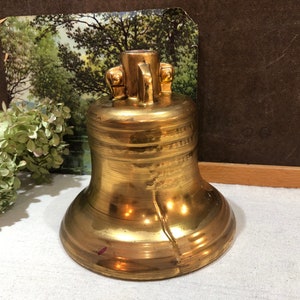 Liberty Bell Philadelphia Blended Whisky Bicentennial