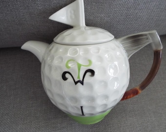 Tony Wood Studio golf ball teapot 18th hole flag golf club handle   game night