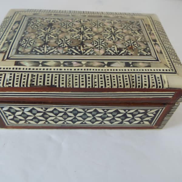 Egyptian Inlaid mother of pearl bone ebany wood  parquetry inlay  hinged jewelry trinket jewelry wood box 5"x3.5"