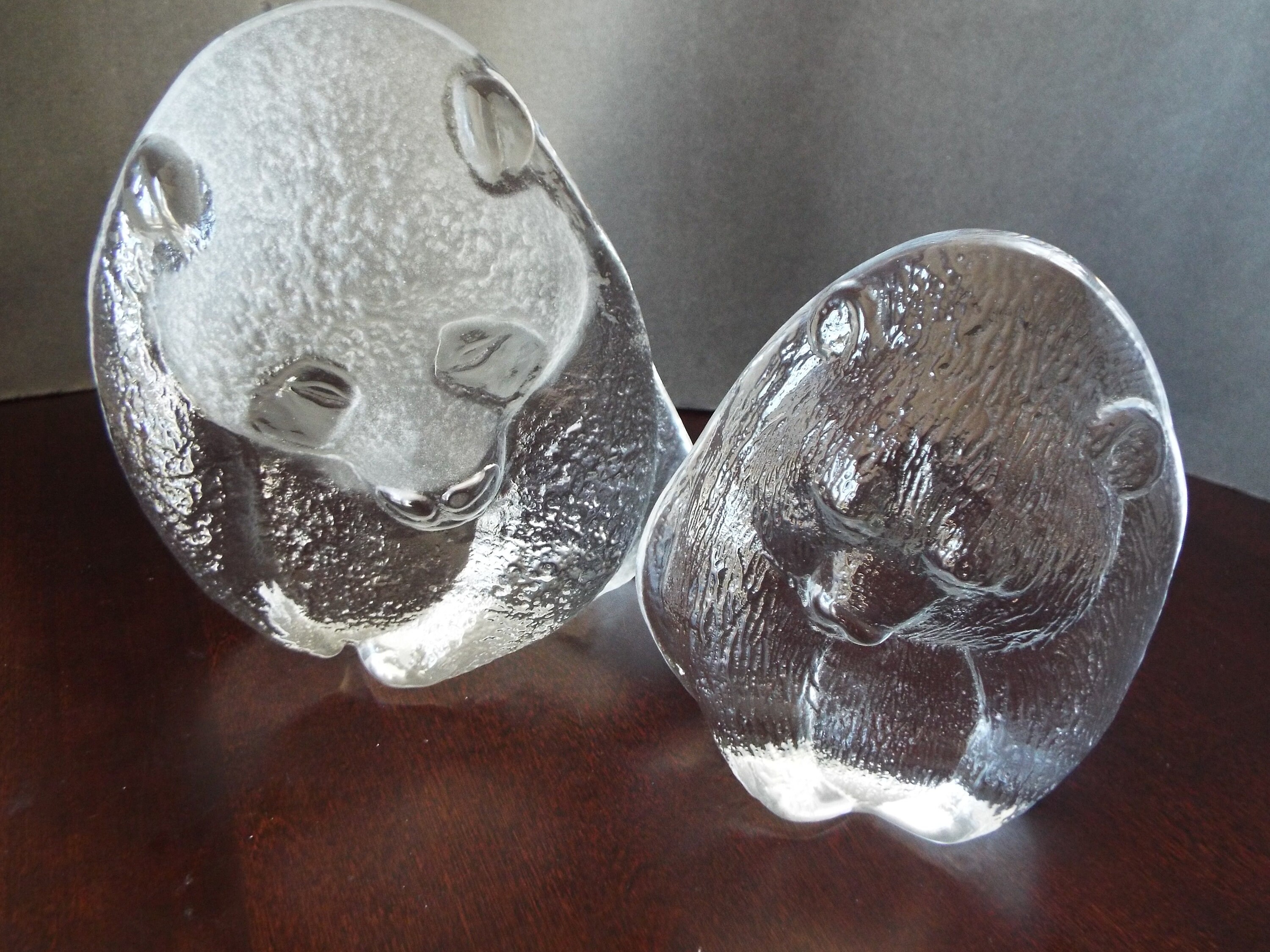 Polar Bear Sitting Mini Crystal Sculpture | 88118 | Mats