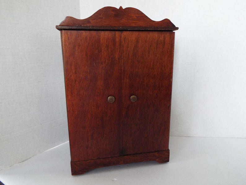 doll cupboard