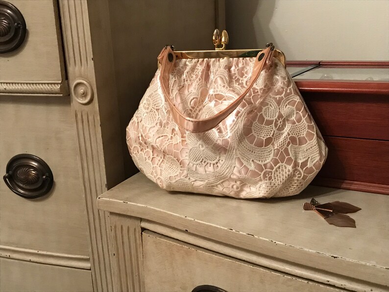 Vintage Pink Plastic Lace Hand Bag Boho Evening Purse Pink Vinyl Snap Closure Shabby Chic Feminine Hipster Dress Up Bag
