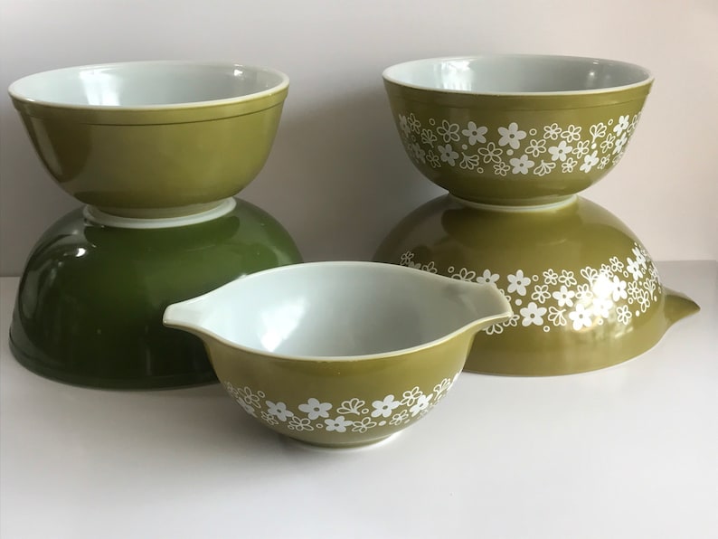 Complete your set, Vintage Spring Blossom & Avocado Green, Verde Pyrex Mixing Bowl, Cinderella, Retro Kitchen, 1970s sold individually image 1