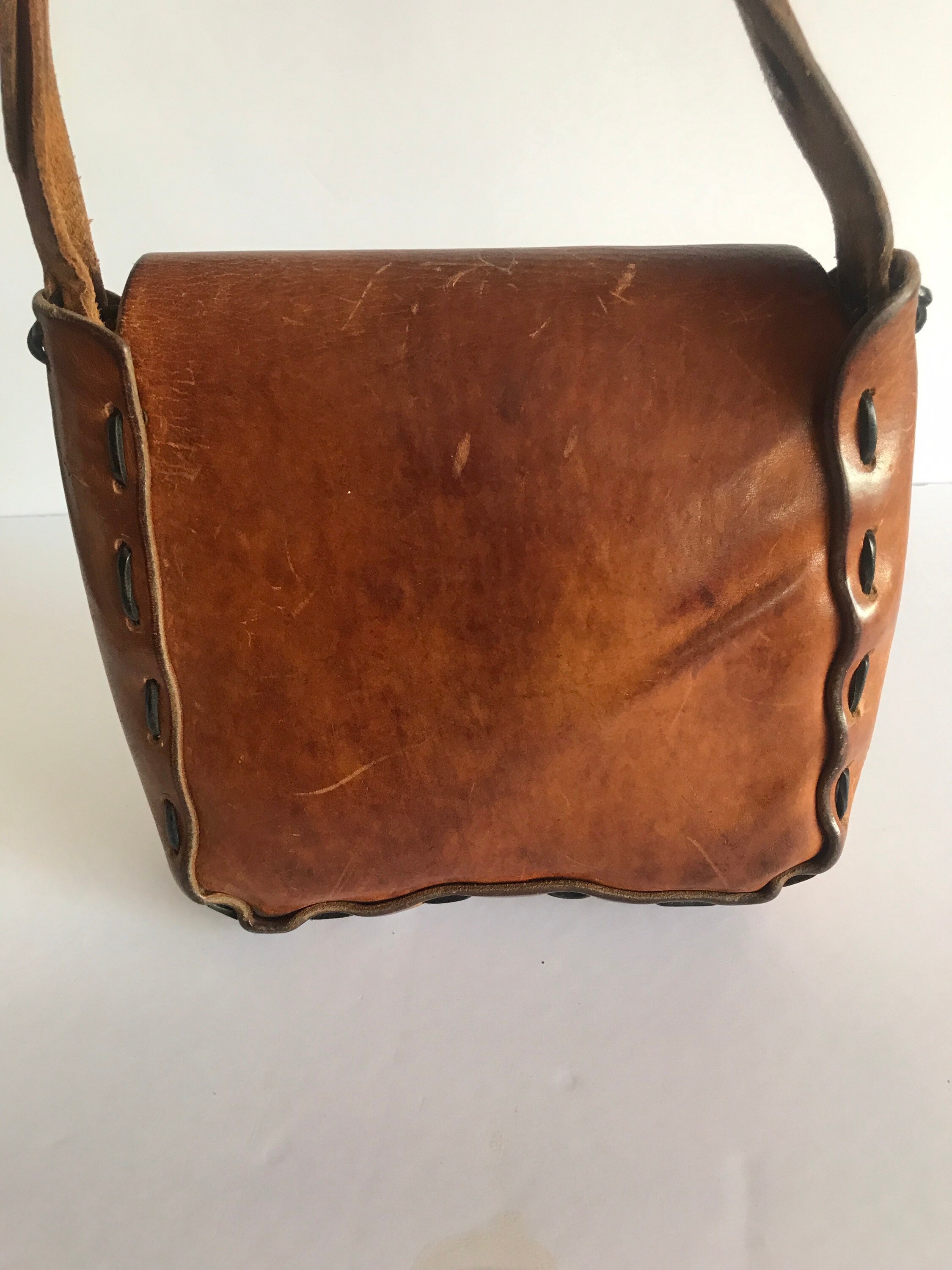 ヴィンテージ、手作りレザーショルダーバッグ、ダークブラウン