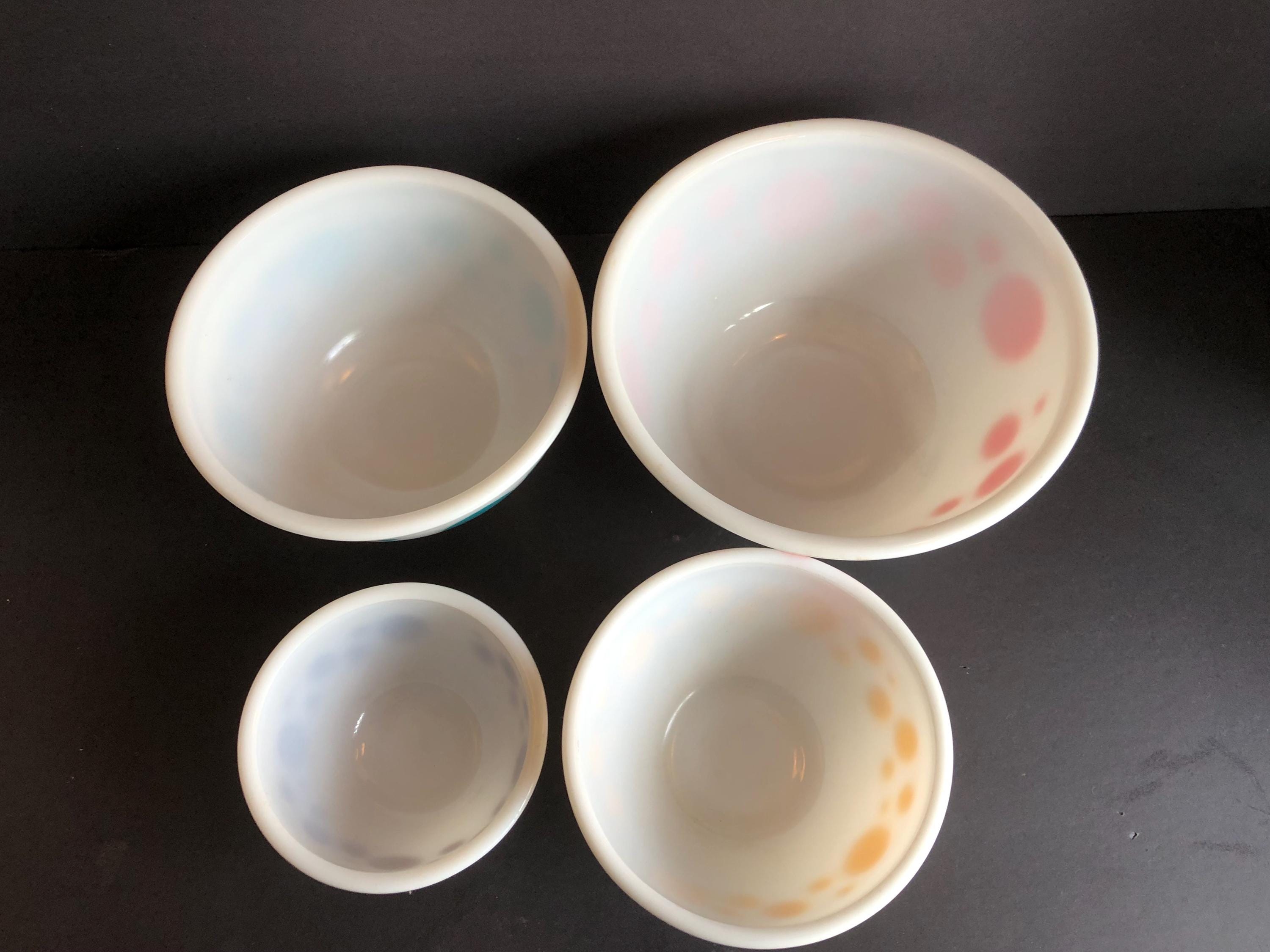 ヴィンテージ ヘーゼル アトラス ドット ミキシング ボウル 4 個セット