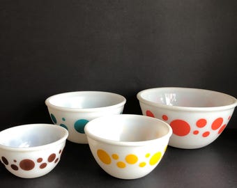 ヴィンテージ ヘーゼル アトラス ドット ミキシング ボウル 4 個セット