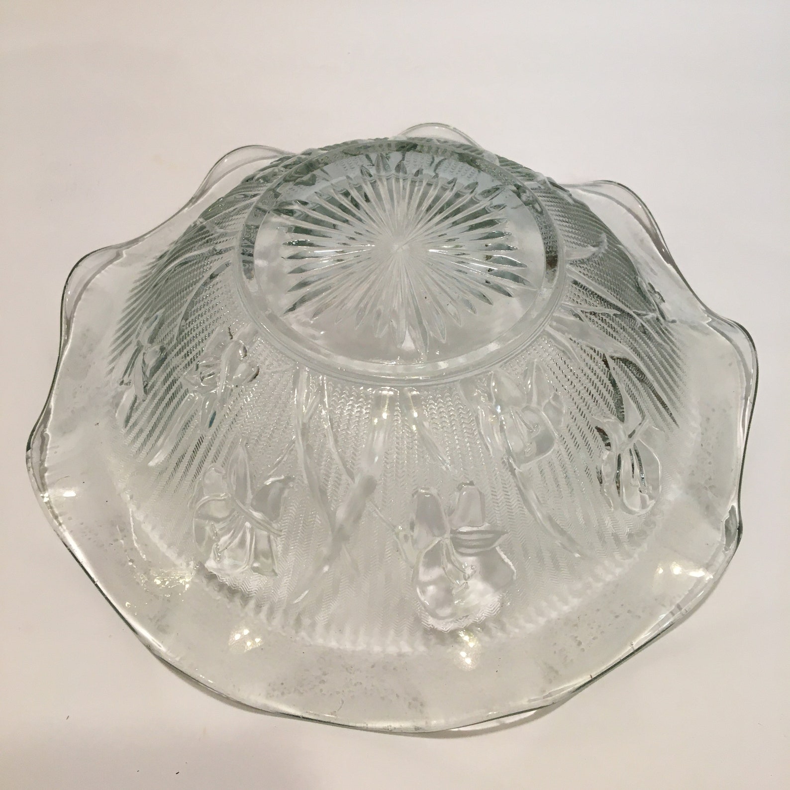 Vintage Depression Glass Iris Herringbone Fruit Bowl Etsy