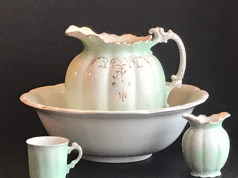 Vintage Large Wash Bassin & Water Pitcher, Vase, Mug, 4 pieces Vanity Set, Green, white with gold detail,Home decor image 1