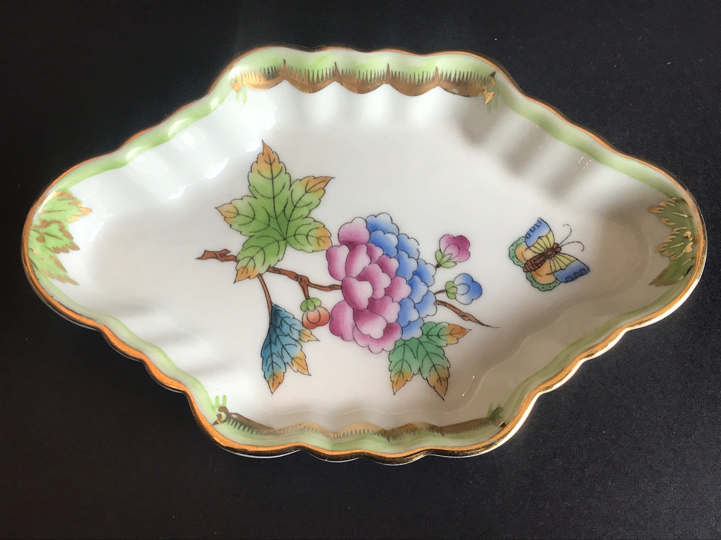 Vintage Herend Queen Victoria Tray, Hand Painted Butterfly Dish - Etsy Vintage Herend Queen Victoria Tray, Hand Painted Butterfly Dish - Etsy