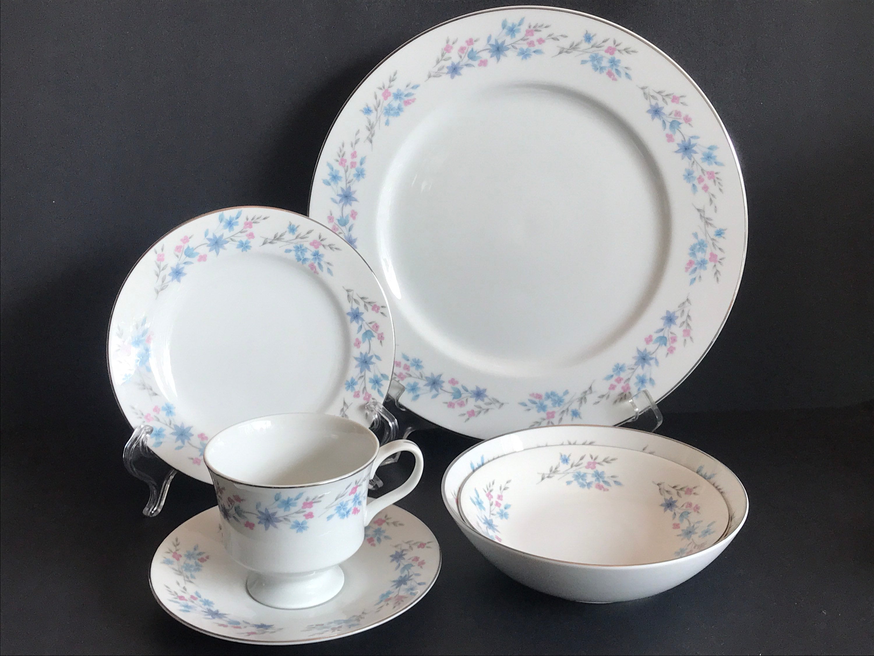 Vintage, Fine China Japan, Blue and Pink Flowers Pattern Vintage, Fine China Japan, Blue and Pink Flowers Pattern