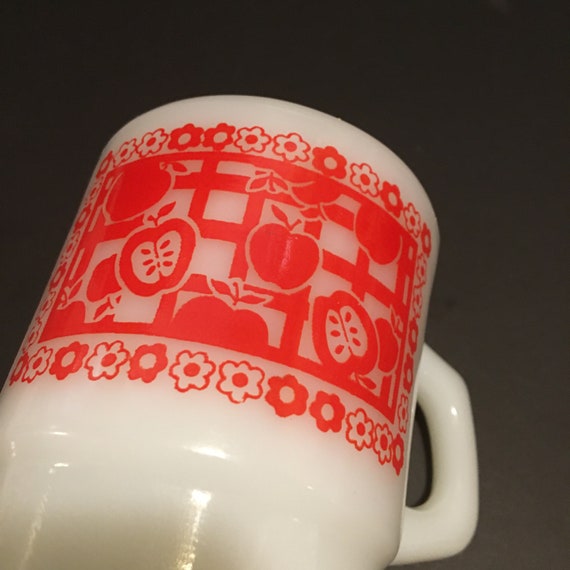 Vintage Anchor Hocking Fire King Coffee, Tea Mug , Apple and