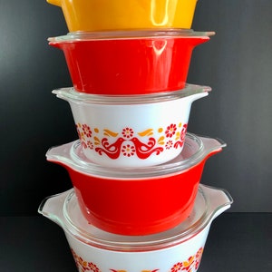 Rare Vintage Full Set of Casseroles Pyrex Friendship Birds  471,472,473,474,475 With 3 Original Lids Orange, Red and White Color 1970's  