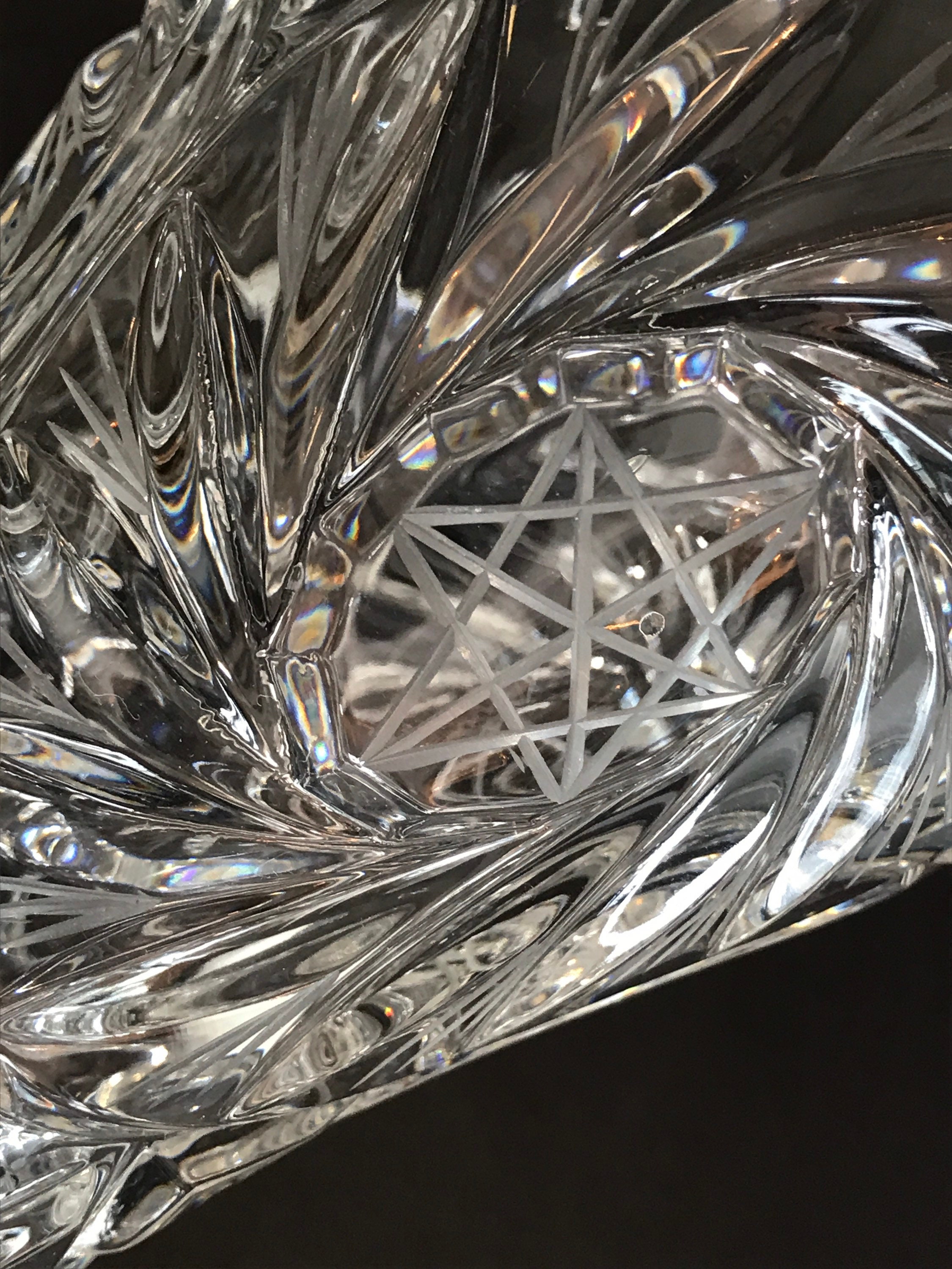 Vintage, Crystal Pinwheel, Cut Glass , Scalloped Trim Edge