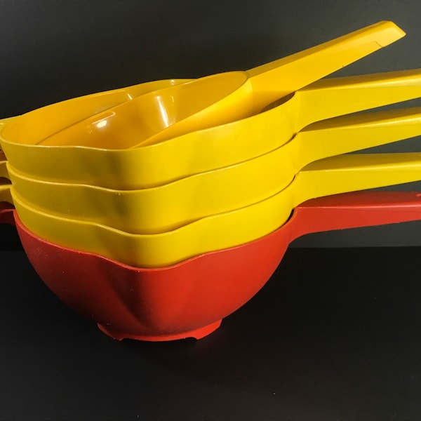 Vintage, Tupperware #1523, #1852 Sunshine Yellow, Orange  Handled Strainer ,Footed Colander, Retro Kitchen , 1970's