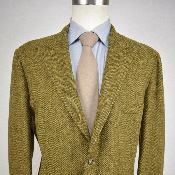 1962-1976 Unbranded Brown Wool Tweed Herringbone 3/2 Roll Sport Coat Size: 44R