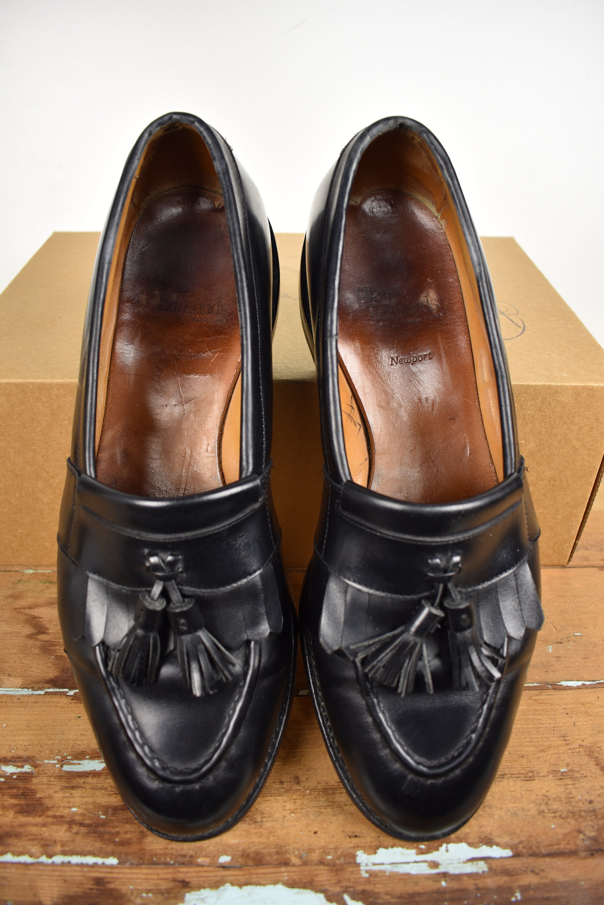 Allen Edmonds Newport Black Moc Toe W/ Kiltie Tassel Loafer 