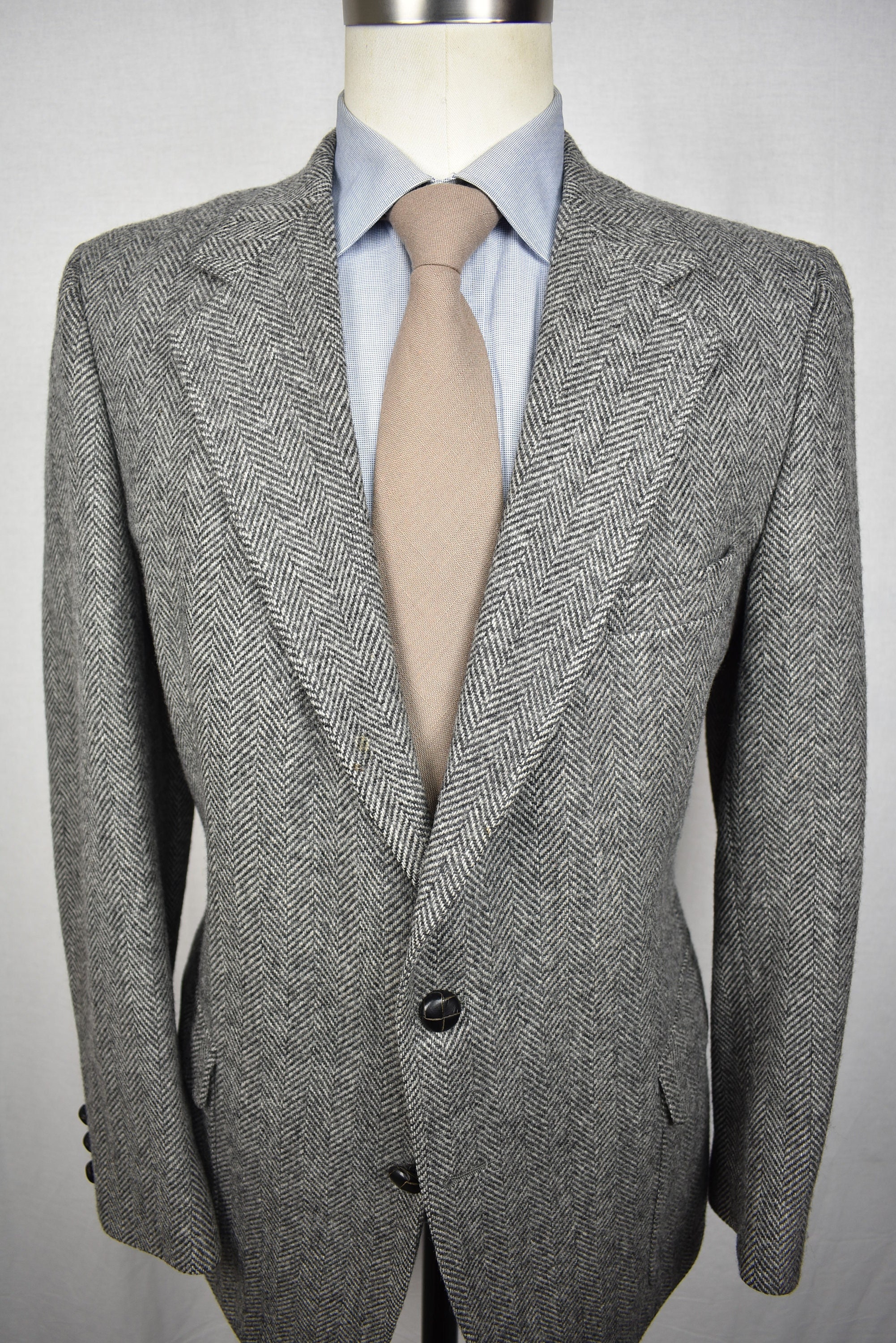 1976-1994 Doncaster Exclusive Gray Herringbone Wool Two Button - Etsy